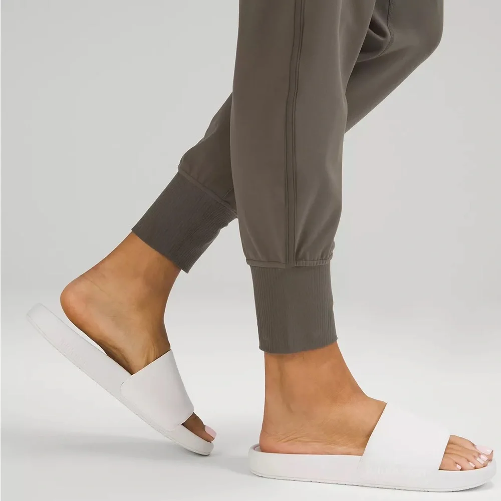 NWT lululemon Align™ Super-High-Rise Ribbed-Waist Jogger Carob Brown COBN Sz 14 - Picture 5 of 8
